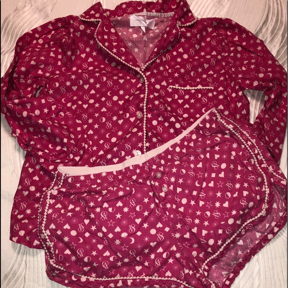 VS pajama set